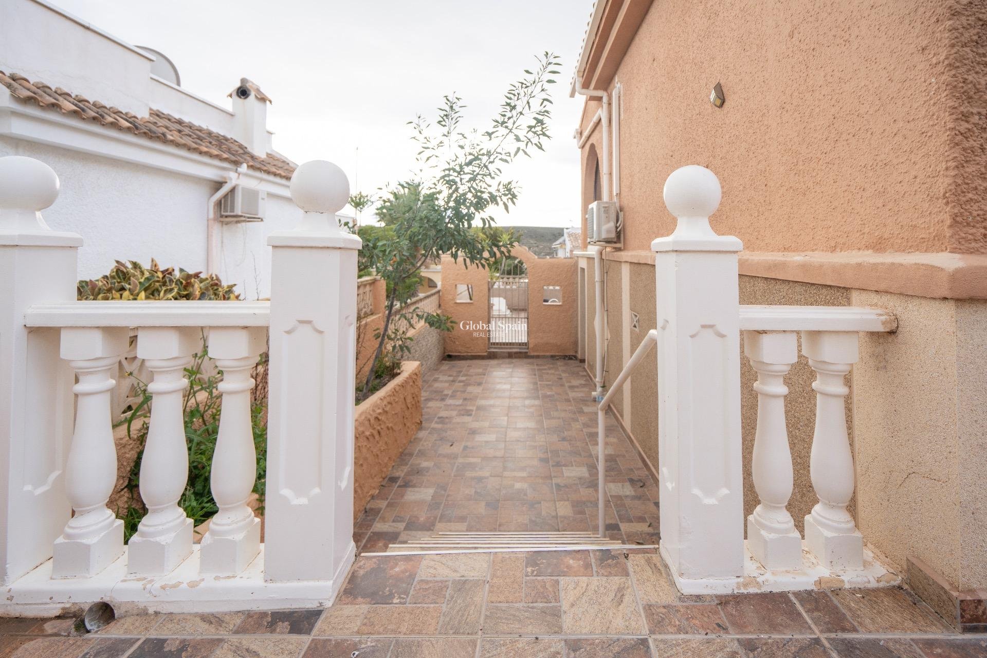 Resale - VILLA -
MAZARRÓN - Camposol