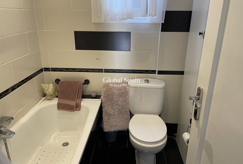 Resale - VILLA -
MAZARRÓN - Inland