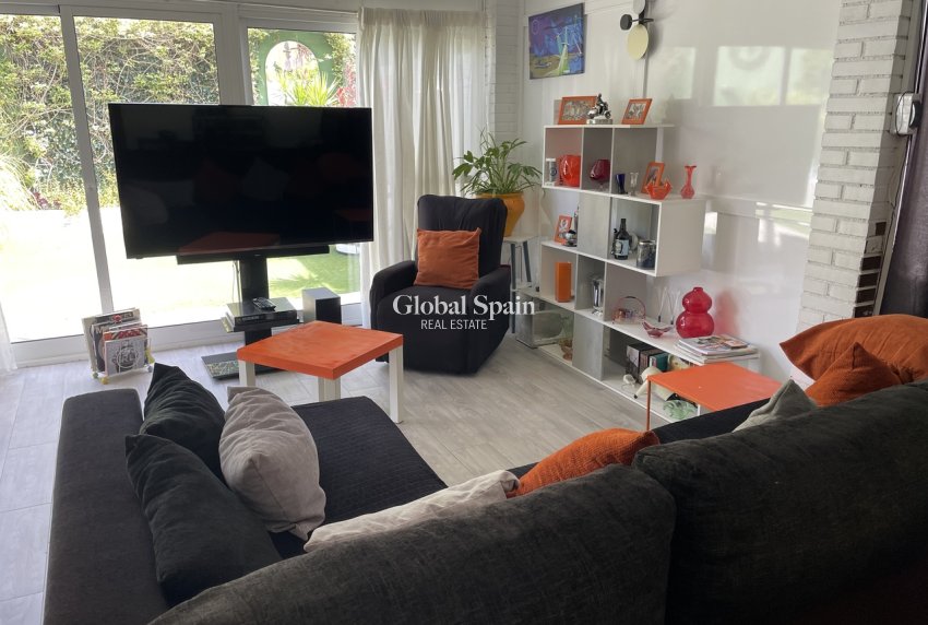 Resale - VILLA -
MAZARRÓN - Inland