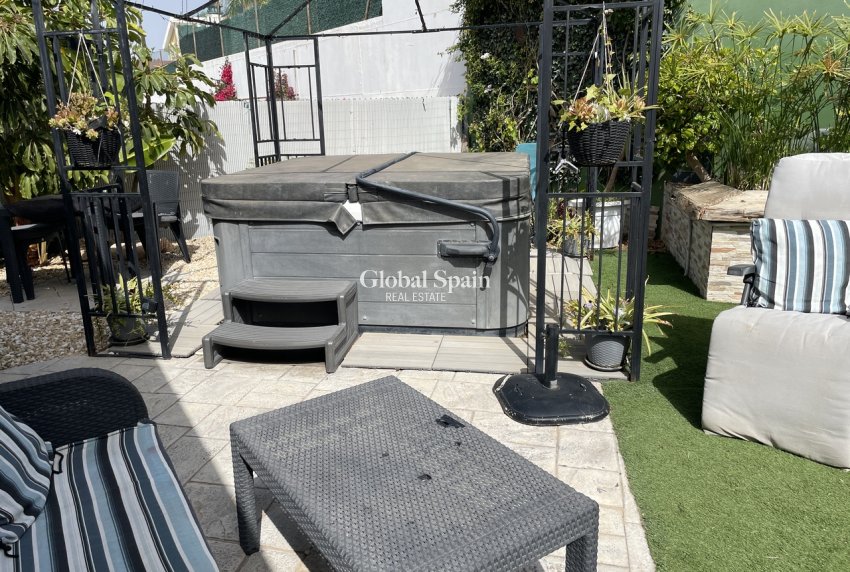 Resale - VILLA -
MAZARRÓN - Inland