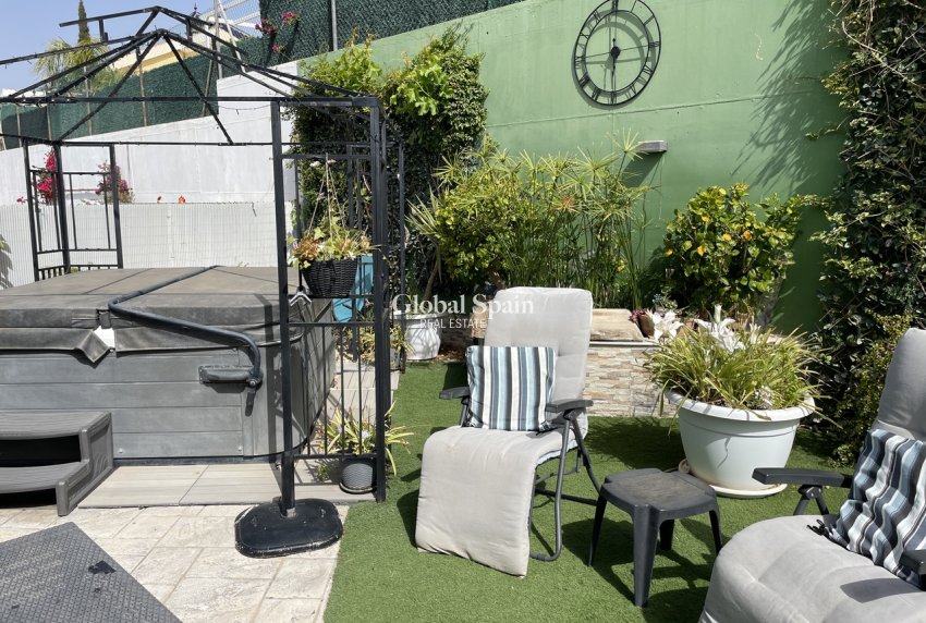 Resale - VILLA -
MAZARRÓN - Inland