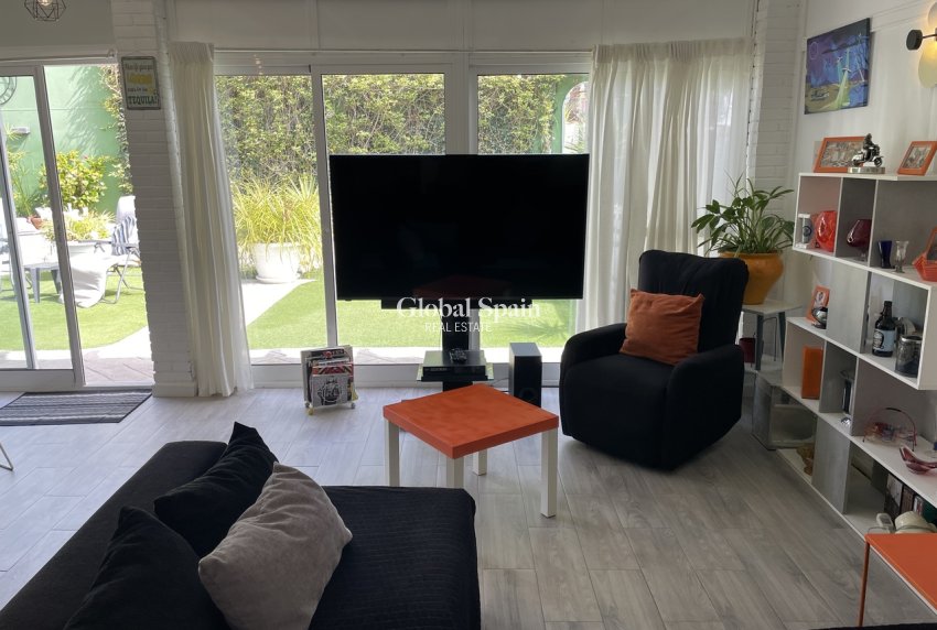 Resale - VILLA -
MAZARRÓN - Inland