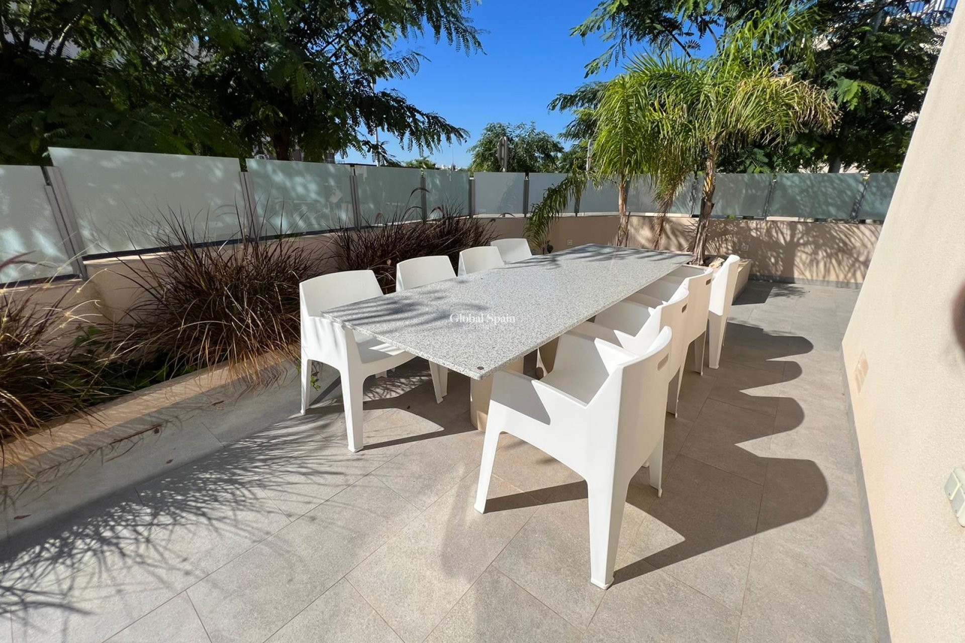 Resale - Villa -
MIL PALMERAS  - Costa Blanca Sur