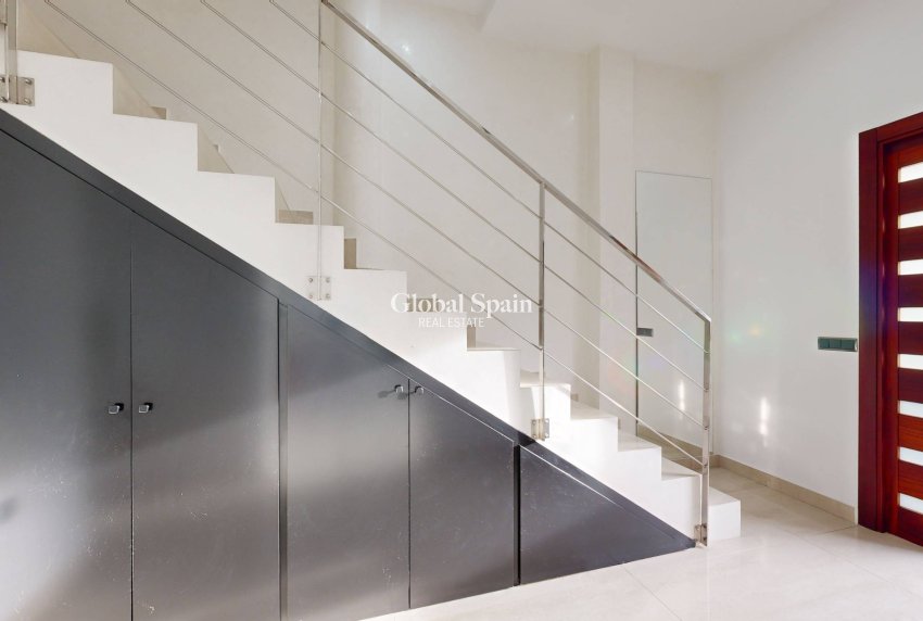 Resale - VILLA -
MOLINA DEL SEGURA - Torrealta