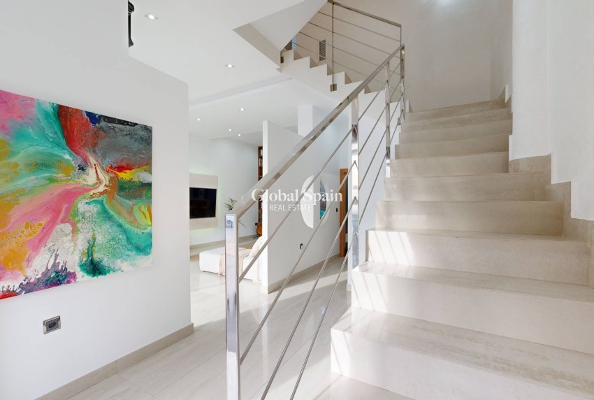 Resale - VILLA -
MOLINA DEL SEGURA - Torrealta