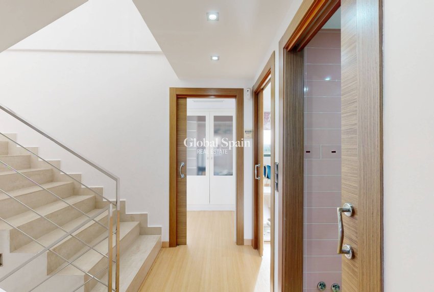 Resale - VILLA -
MOLINA DEL SEGURA - Torrealta