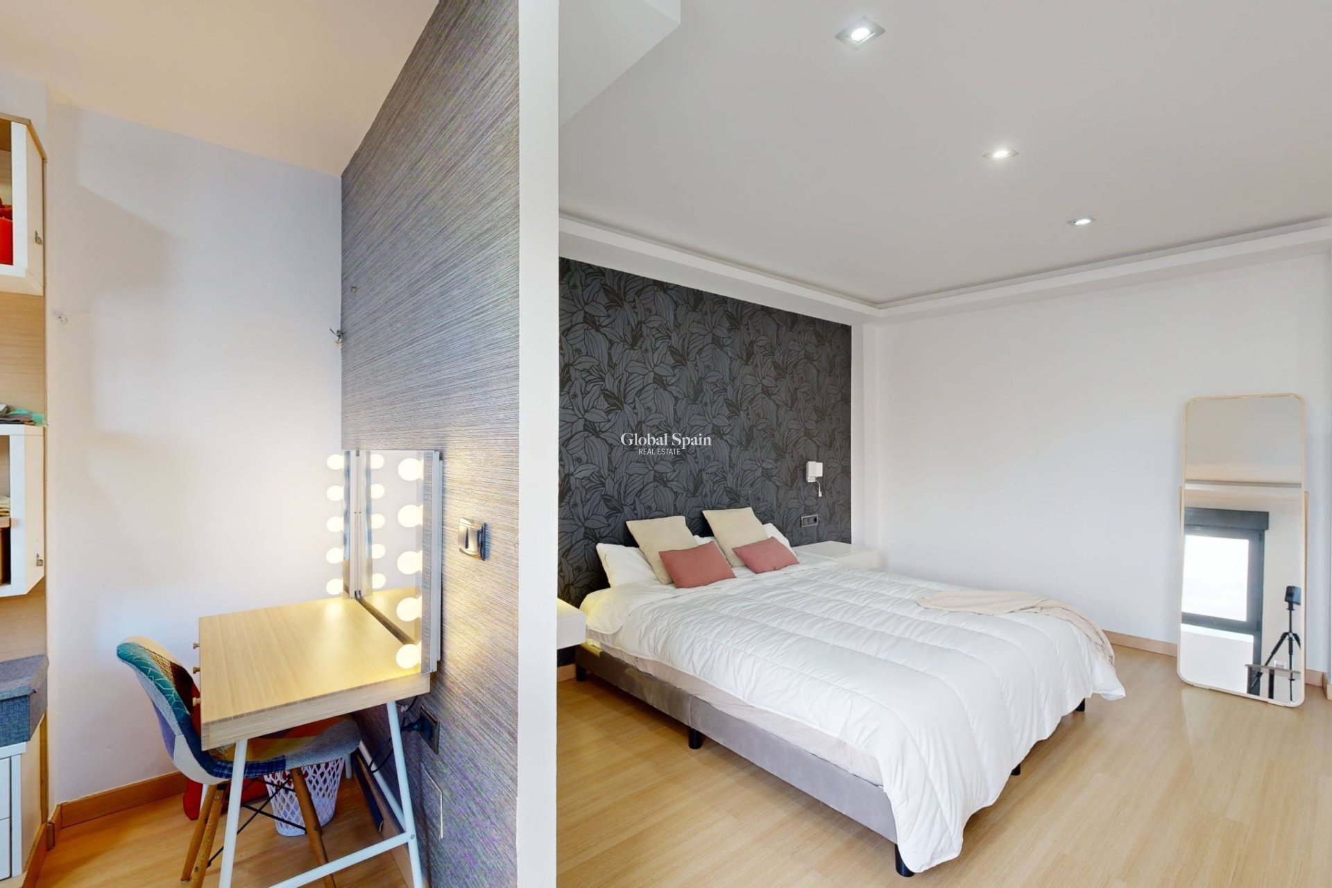 Resale - VILLA -
MOLINA DEL SEGURA - Torrealta