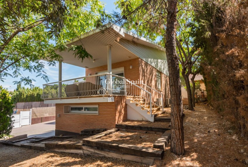 Resale - VILLA -
MOLINA DEL SEGURA