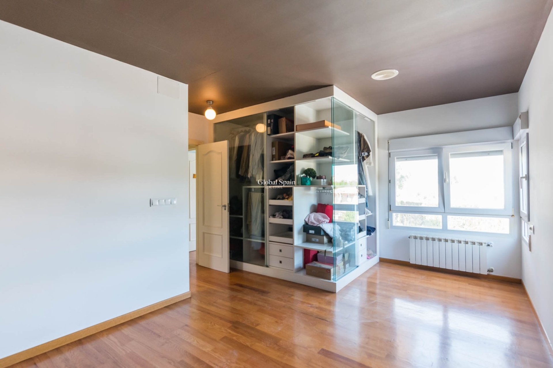 Resale - VILLA -
MOLINA DEL SEGURA