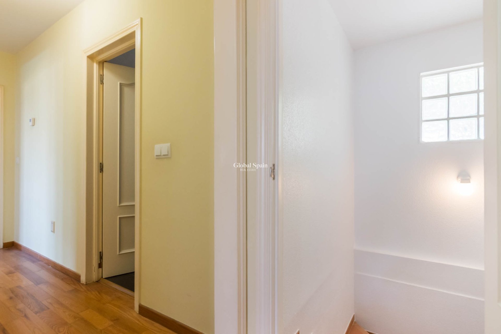 Resale - VILLA -
MOLINA DEL SEGURA