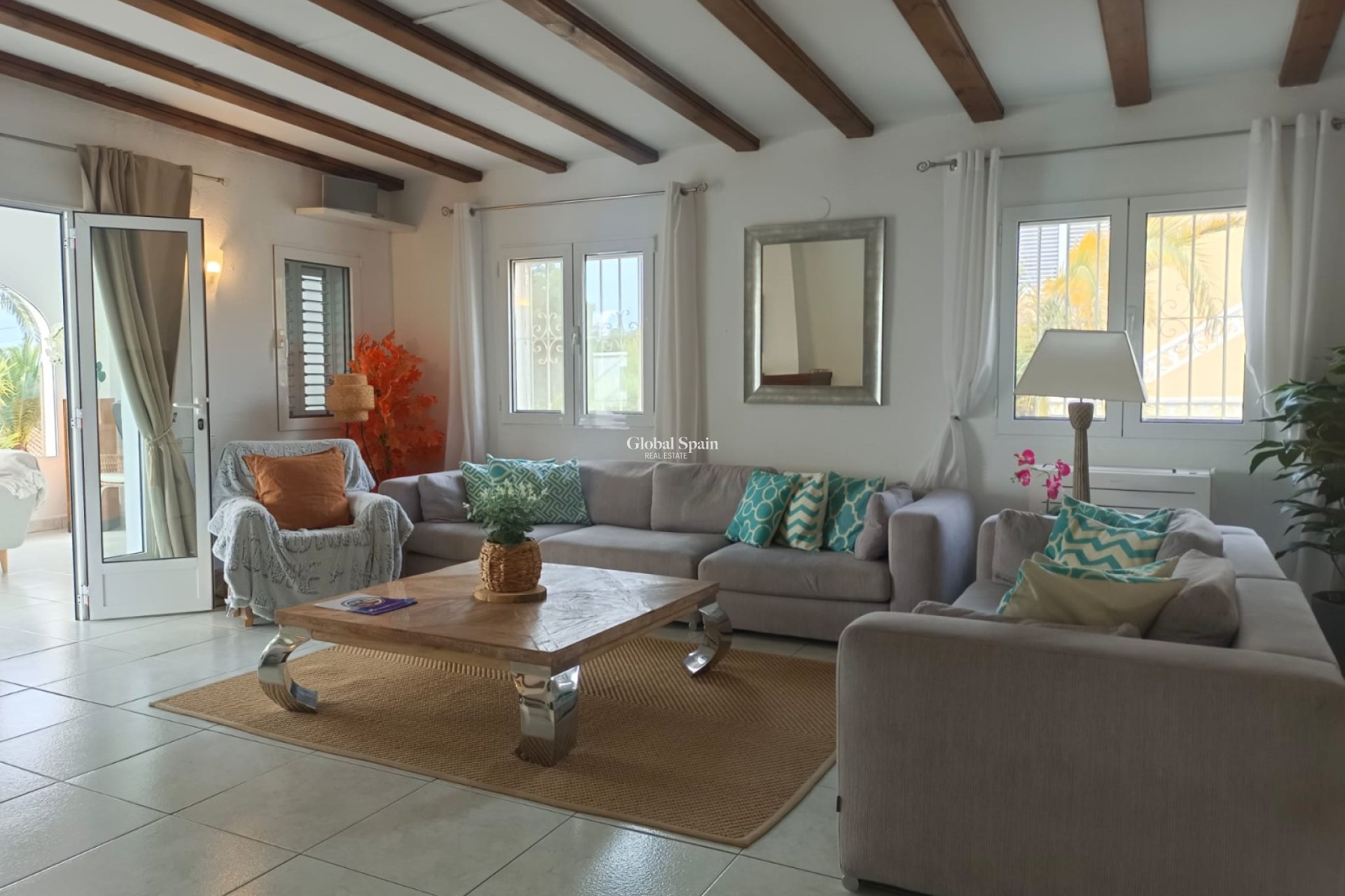 Resale - VILLA -
MORAIRA_TEULADA - center
