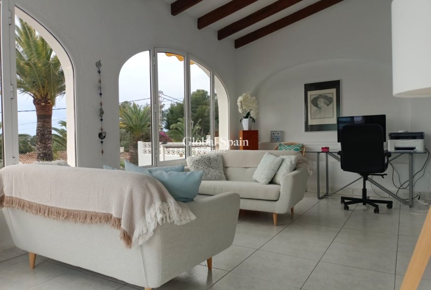 Resale - VILLA -
MORAIRA_TEULADA - center