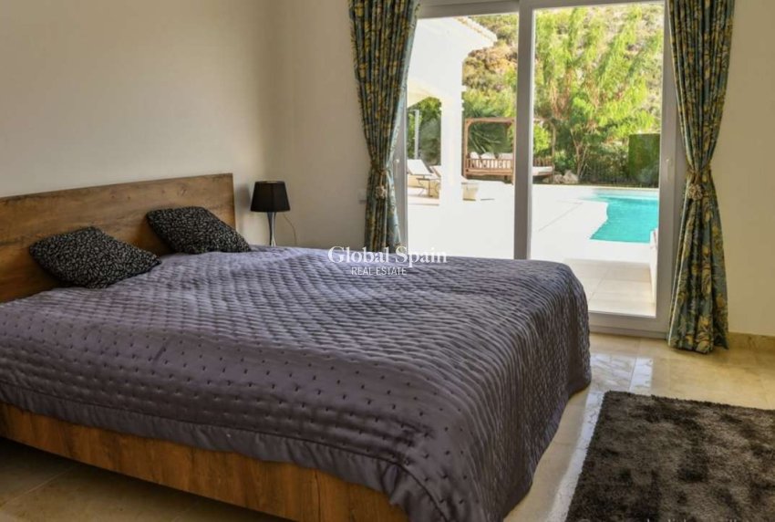 Resale - VILLA -
MORAIRA_TEULADA - Costa Blanca