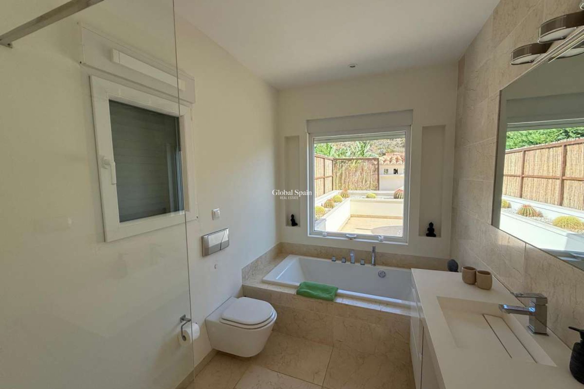 Resale - VILLA -
MORAIRA_TEULADA - Costa Blanca