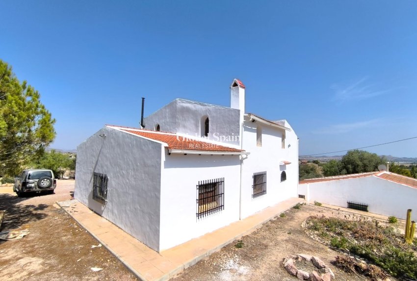 Resale - VILLA -
NOVELDA - Inland