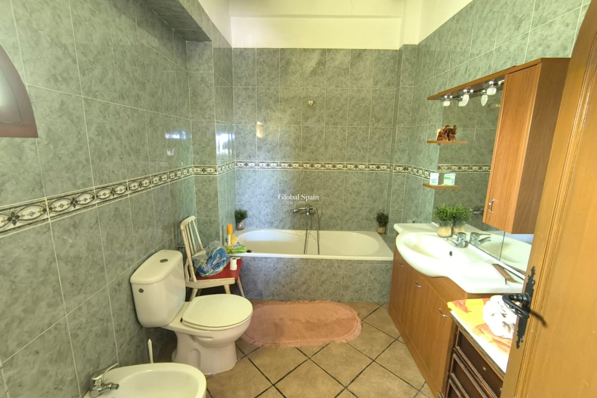 Resale - VILLA -
NOVELDA - Inland