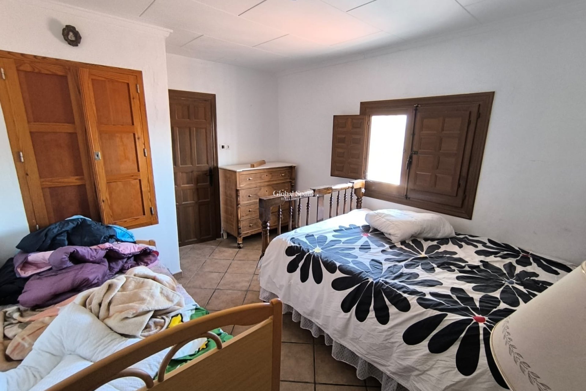 Resale - VILLA -
NOVELDA - Inland