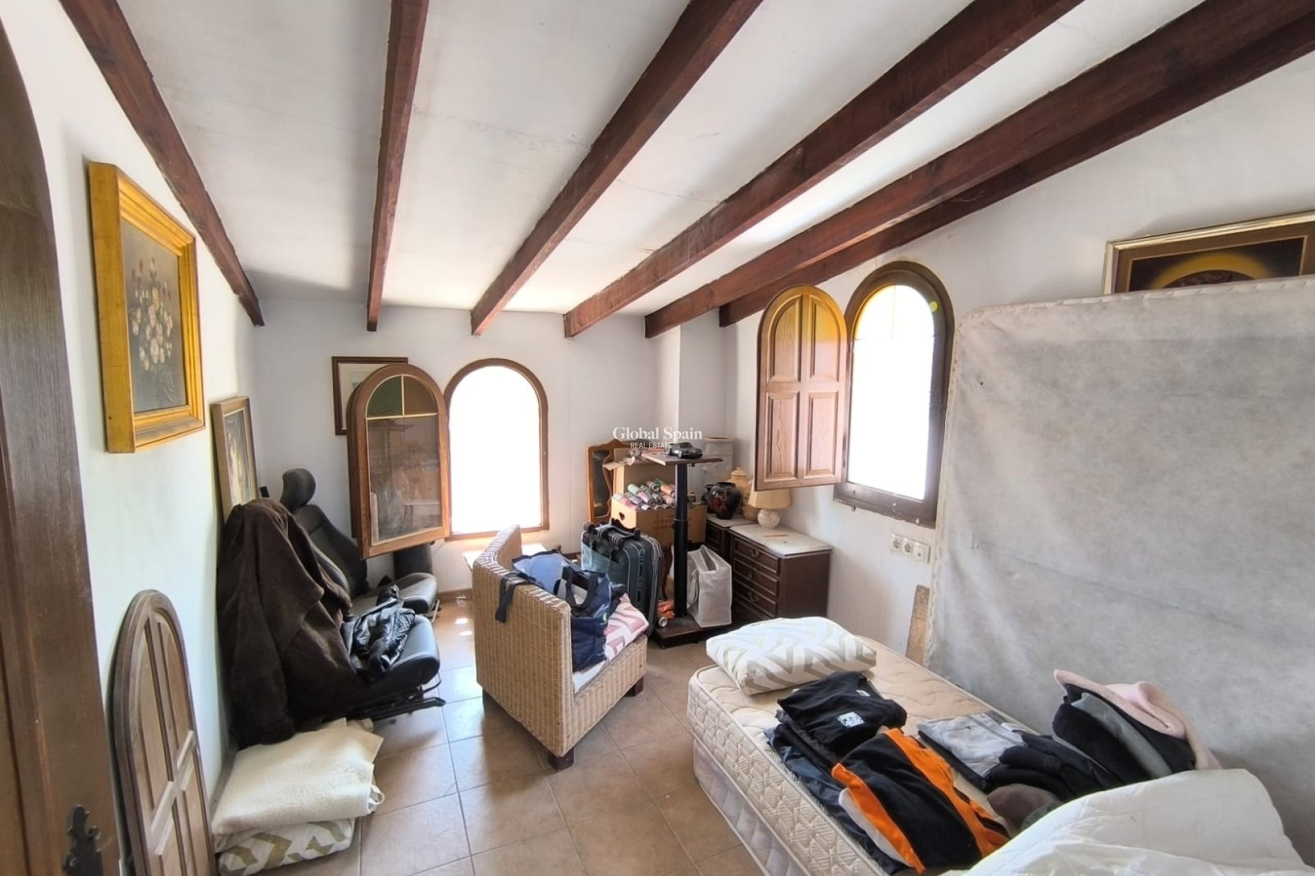 Resale - VILLA -
NOVELDA - Inland