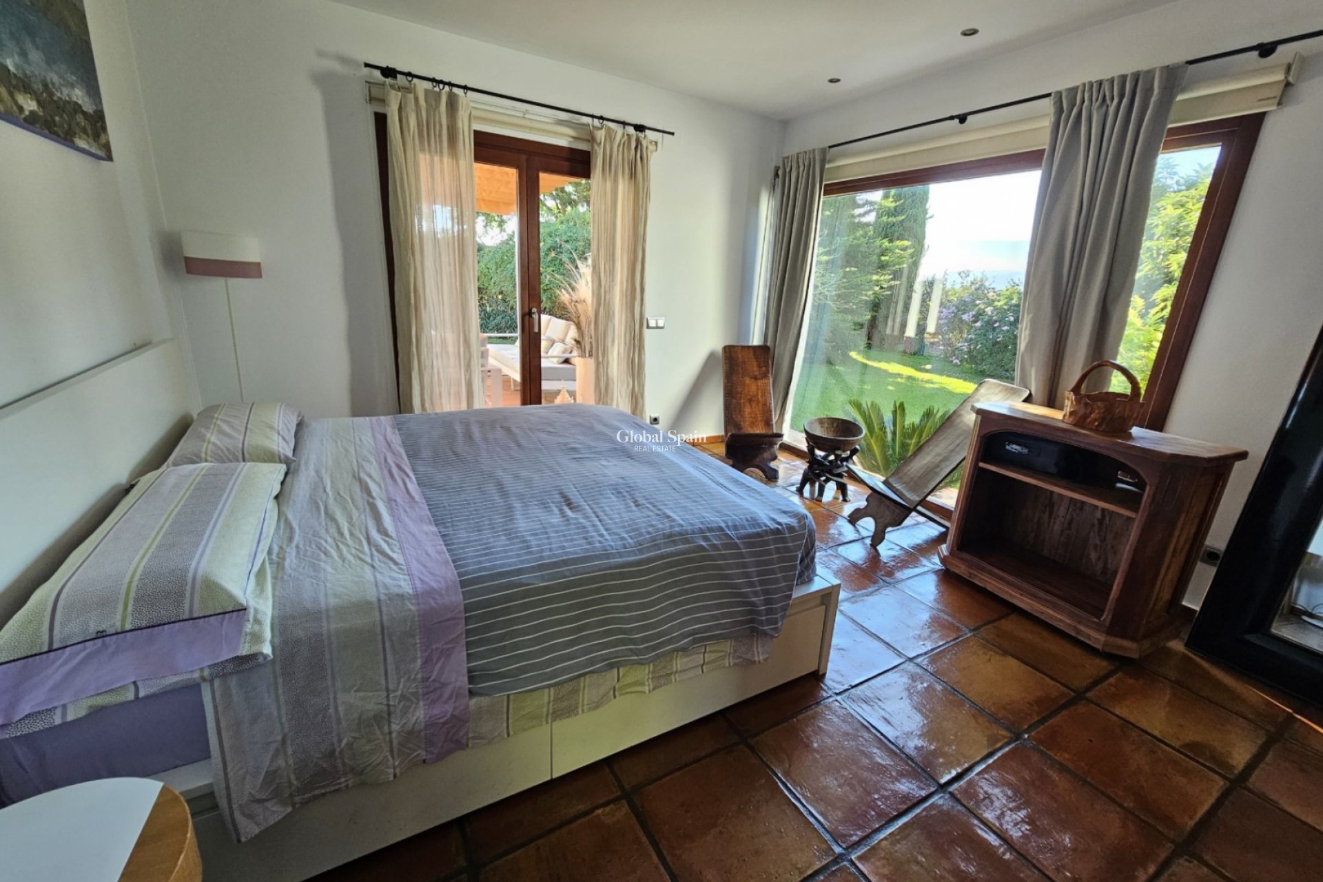 Resale - VILLA -
ONDARA - Inland