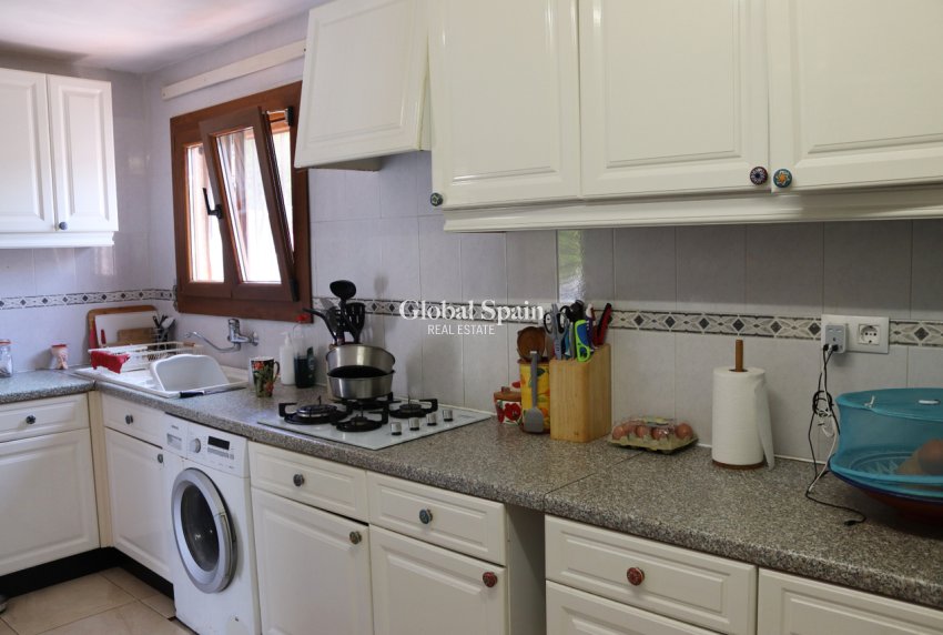 Resale - VILLA -
Orba - Inland