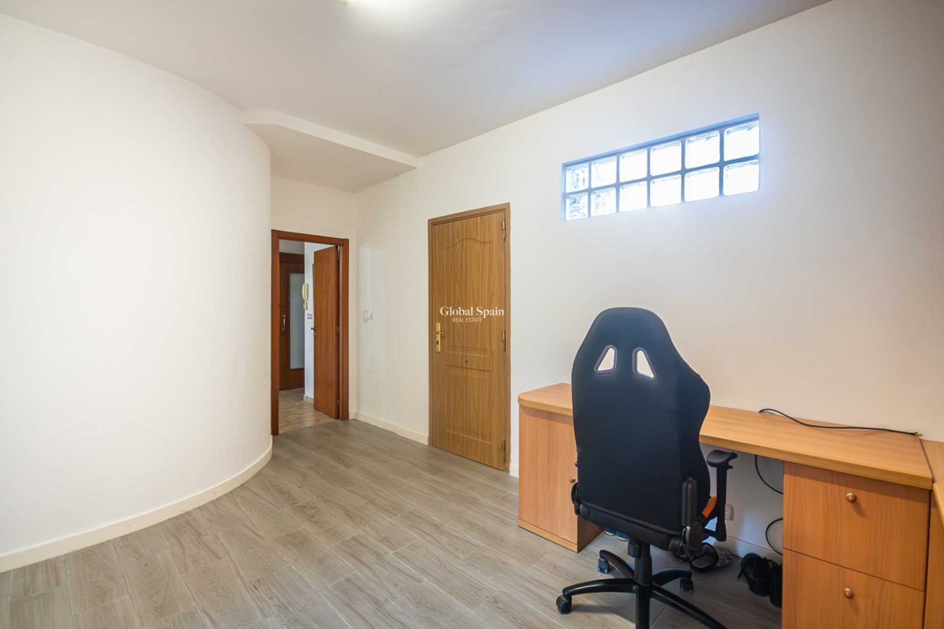 Resale - Villa -
ORIHUELA - Benferri