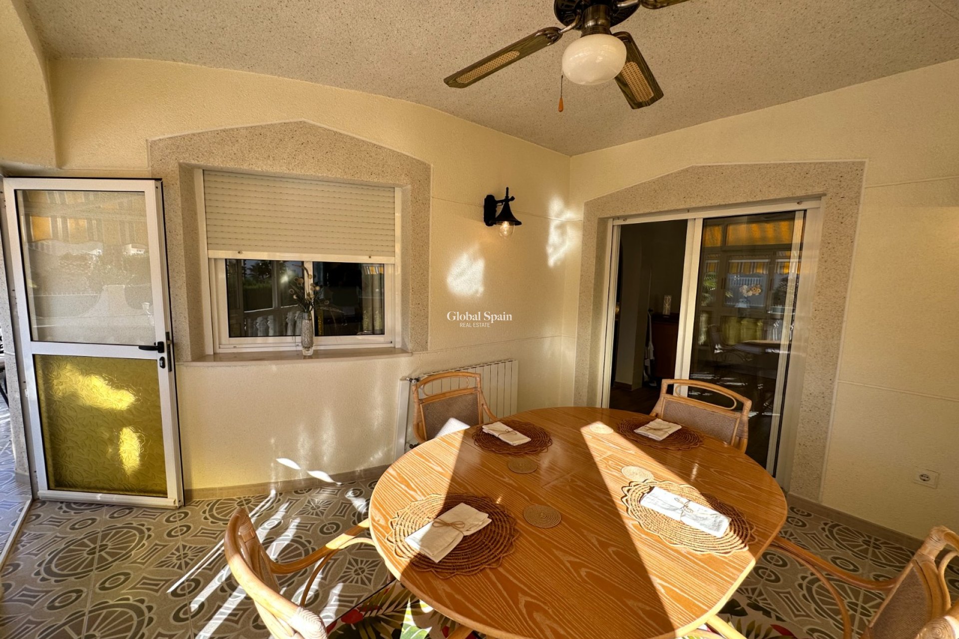 Resale - Villa -
ORIHUELA - Benferri