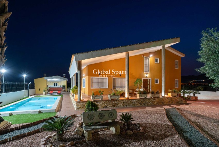 Resale - VILLA -
ORIHUELA - Correntías Medias