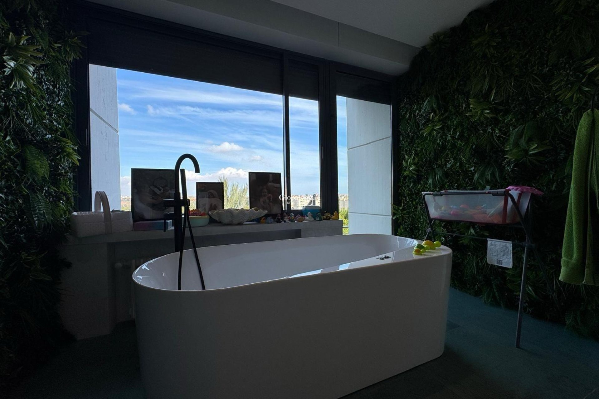 Resale - VILLA -
ORIHUELA COSTA - Altos de campoamor