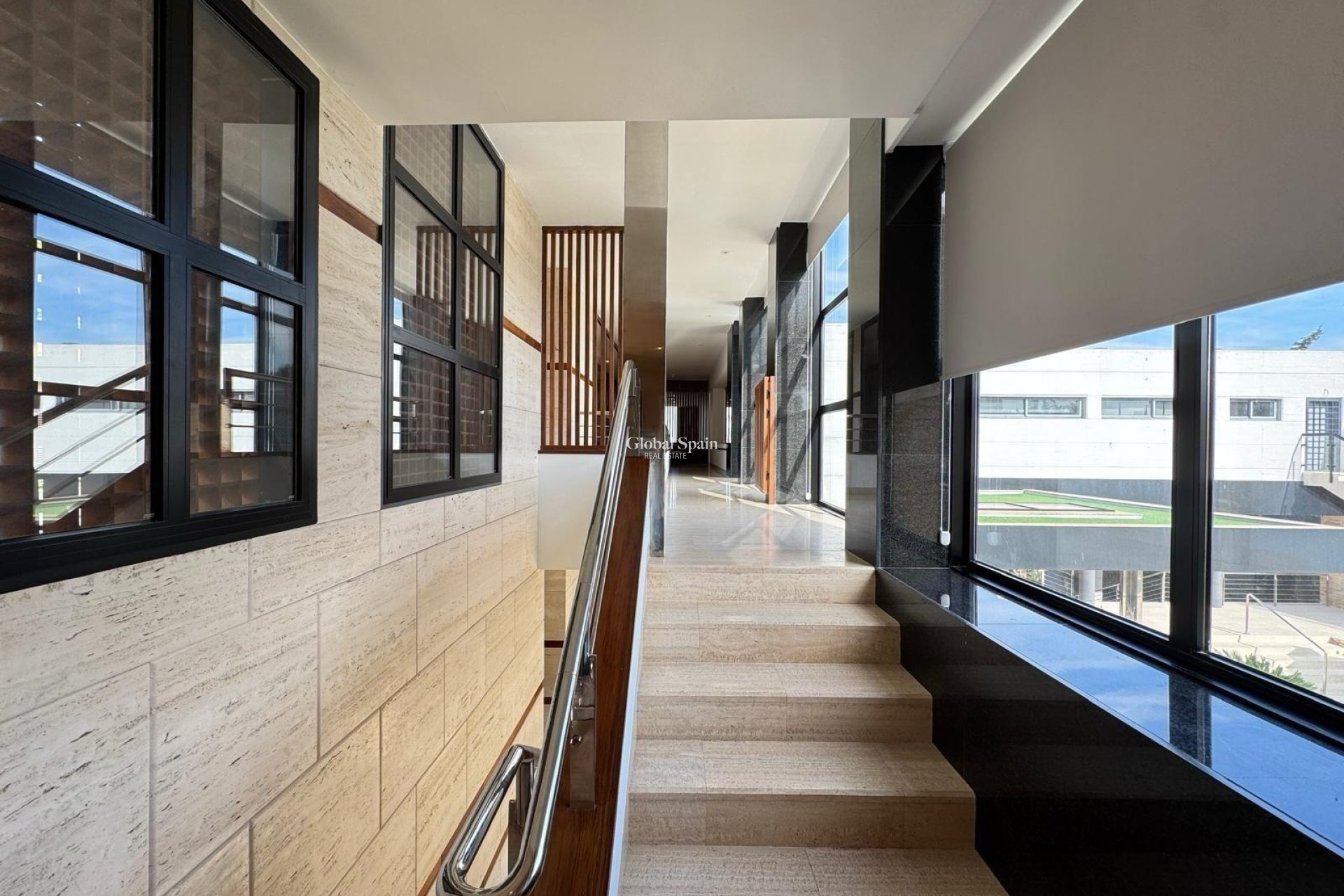 Resale - VILLA -
ORIHUELA COSTA - Altos de campoamor