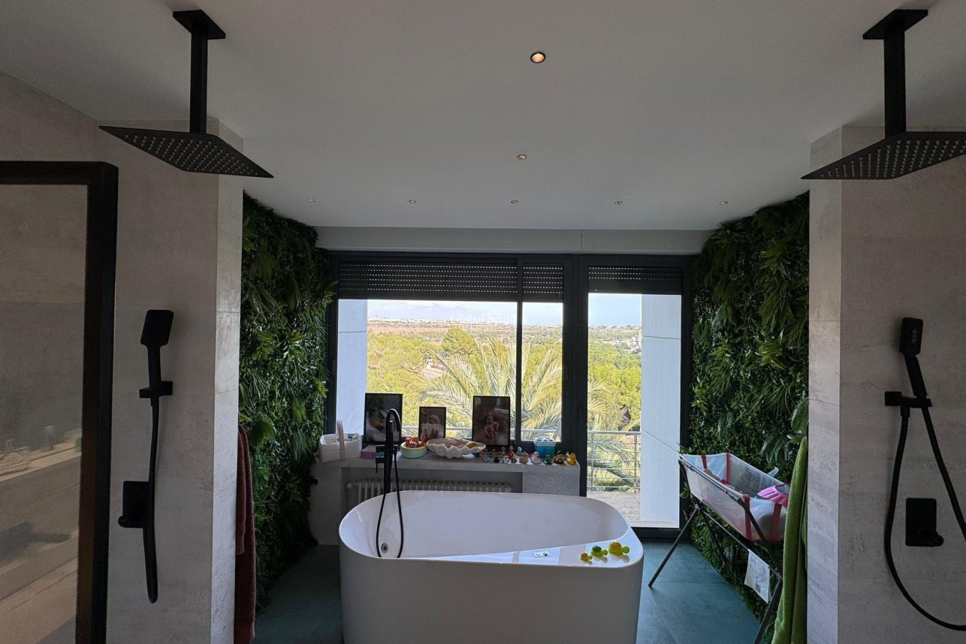 Resale - VILLA -
ORIHUELA COSTA - Altos de campoamor