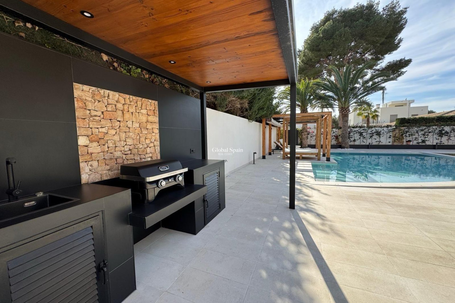 Resale - VILLA -
ORIHUELA COSTA - Altos de campoamor