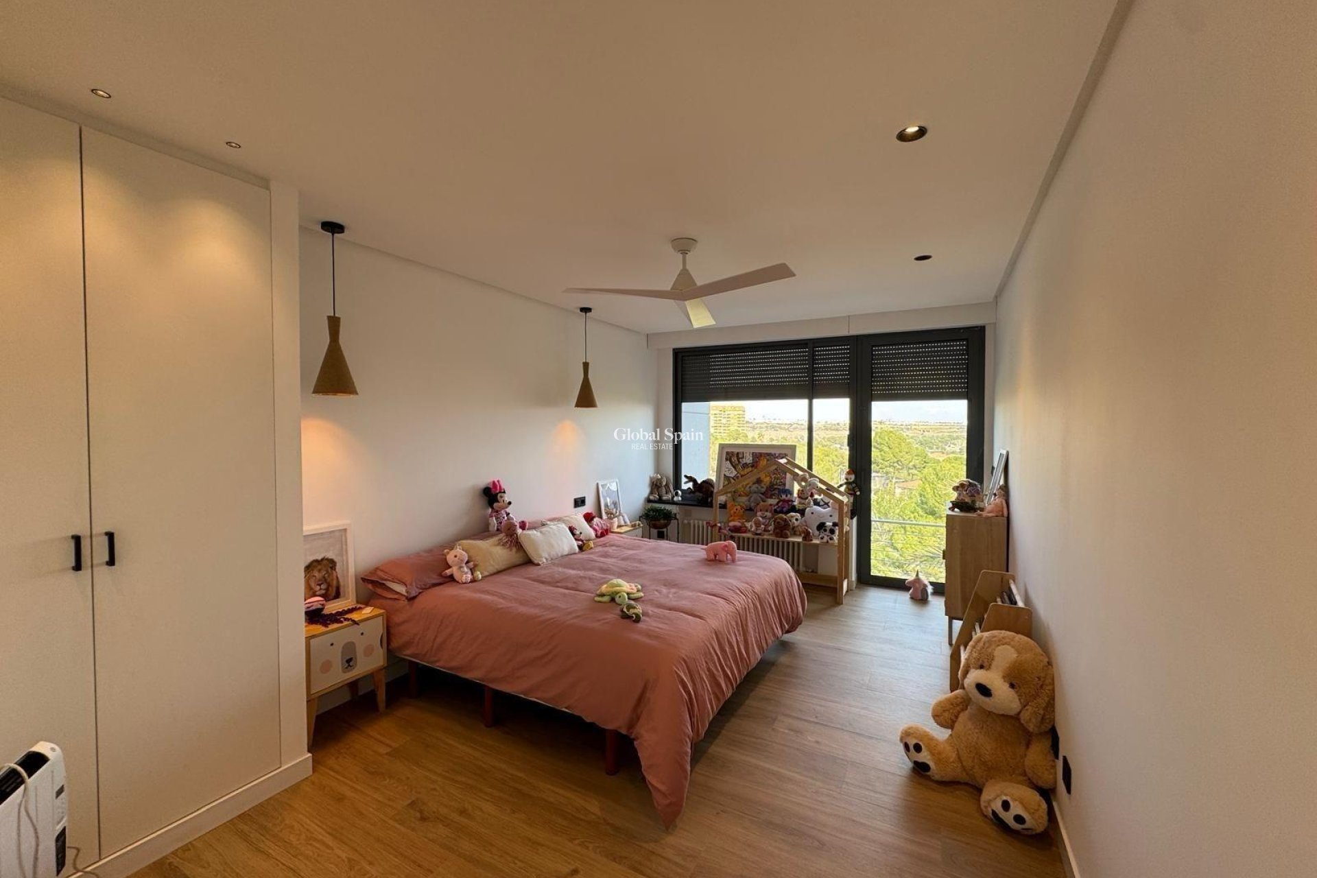 Resale - VILLA -
ORIHUELA COSTA - Altos de campoamor
