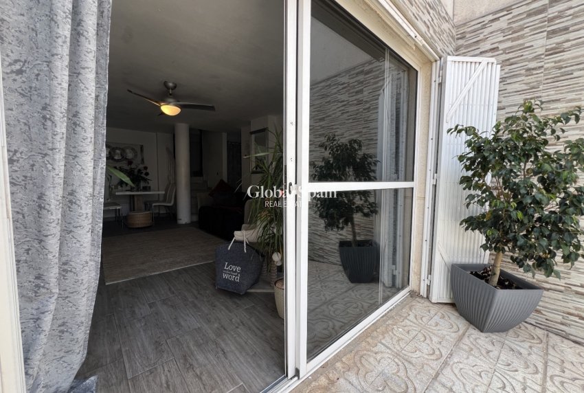 Resale - Villa -
ORIHUELA - Costa Blanca Sur