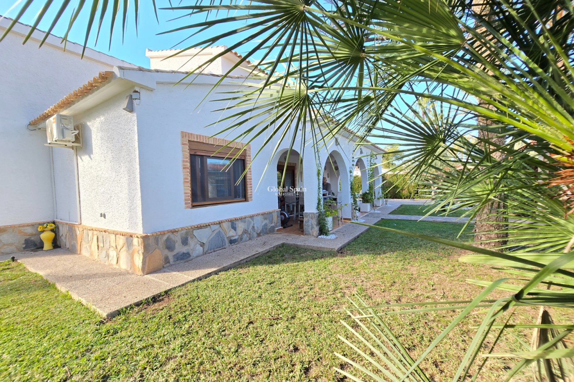 Resale - Villa -
ORIHUELA COSTA - CABO ROIG