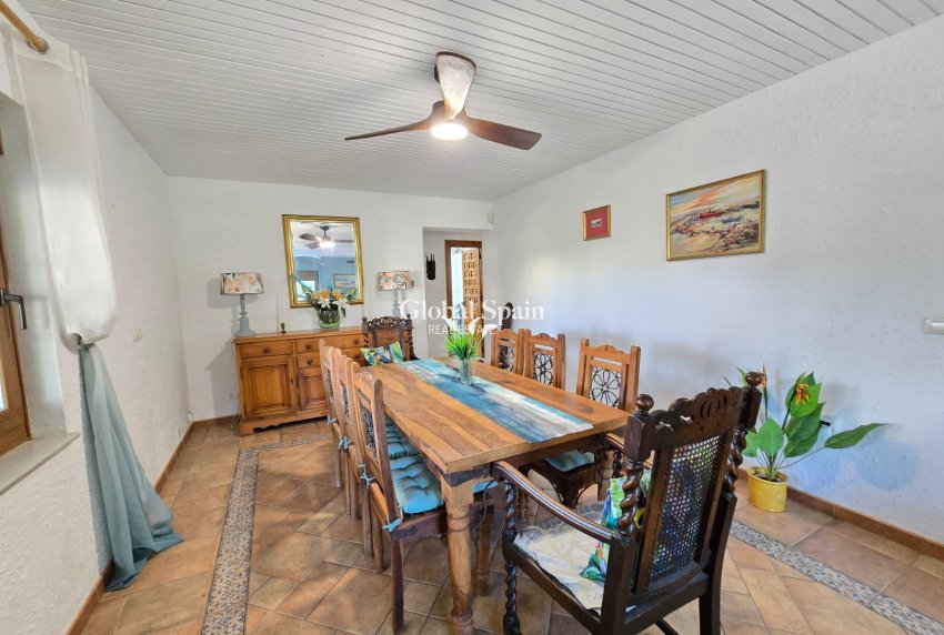 Resale - Villa -
ORIHUELA COSTA - CABO ROIG