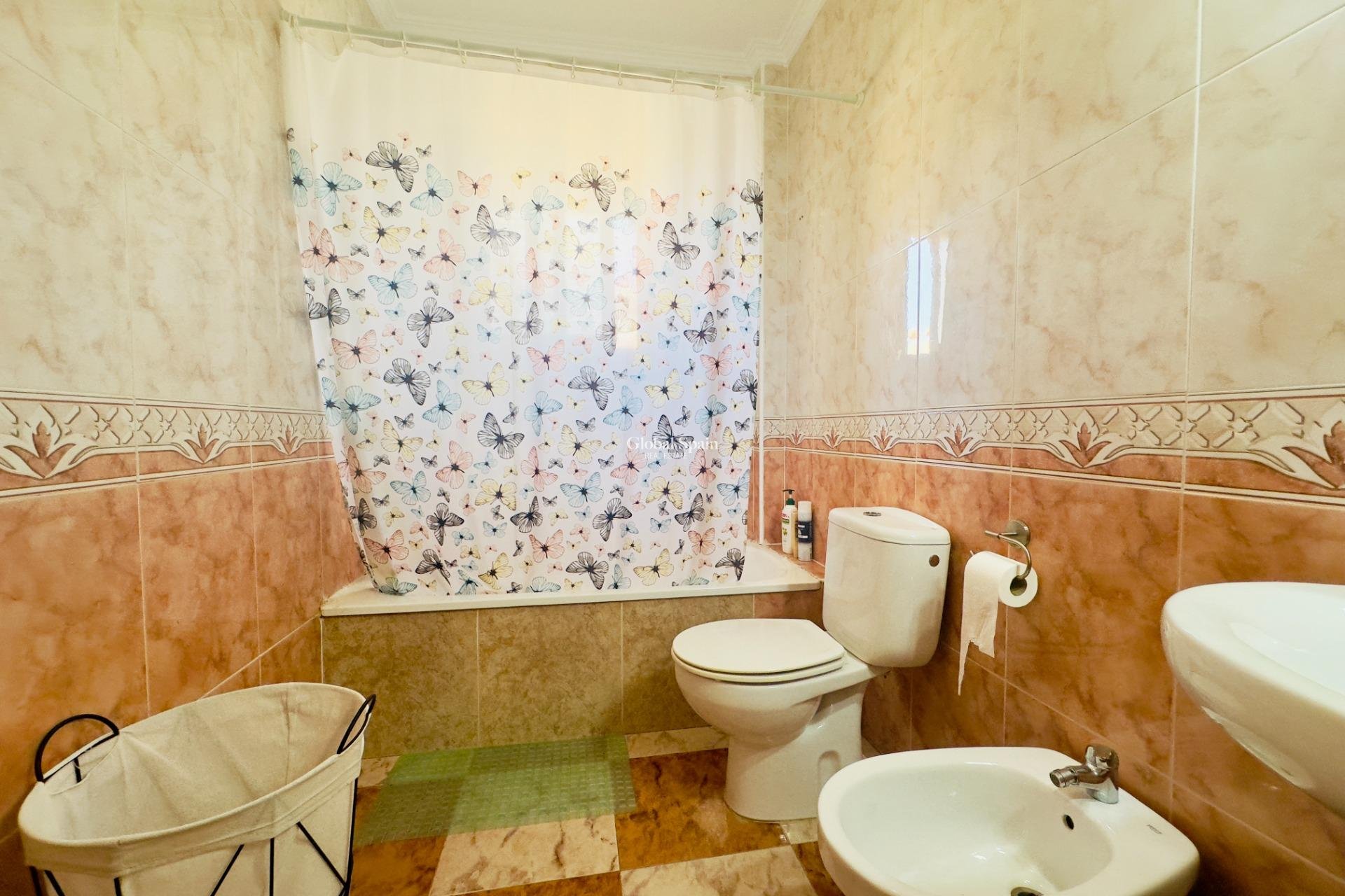 Resale - VILLA -
ORIHUELA COSTA - CABO ROIG