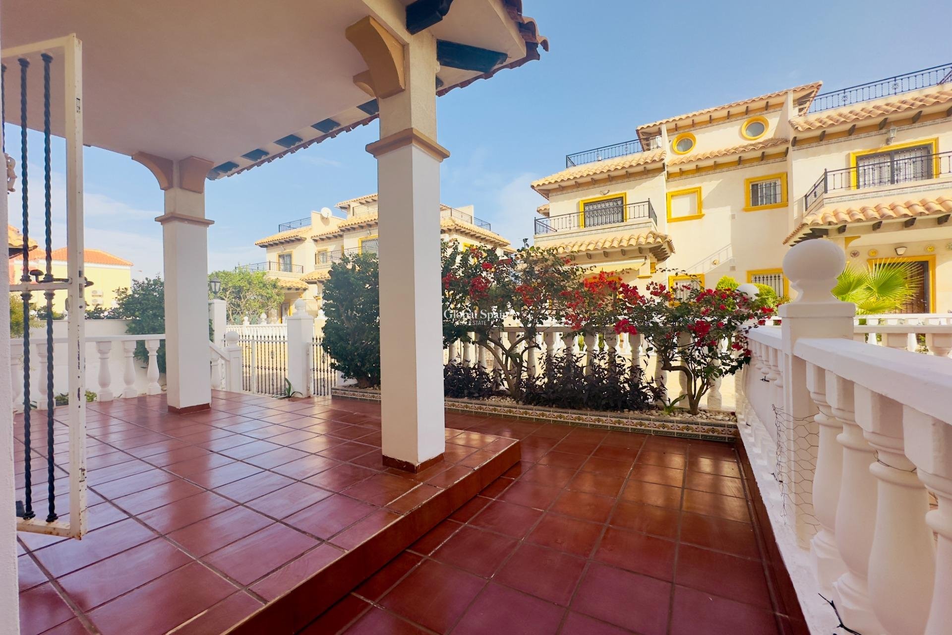 Resale - VILLA -
ORIHUELA COSTA - CABO ROIG