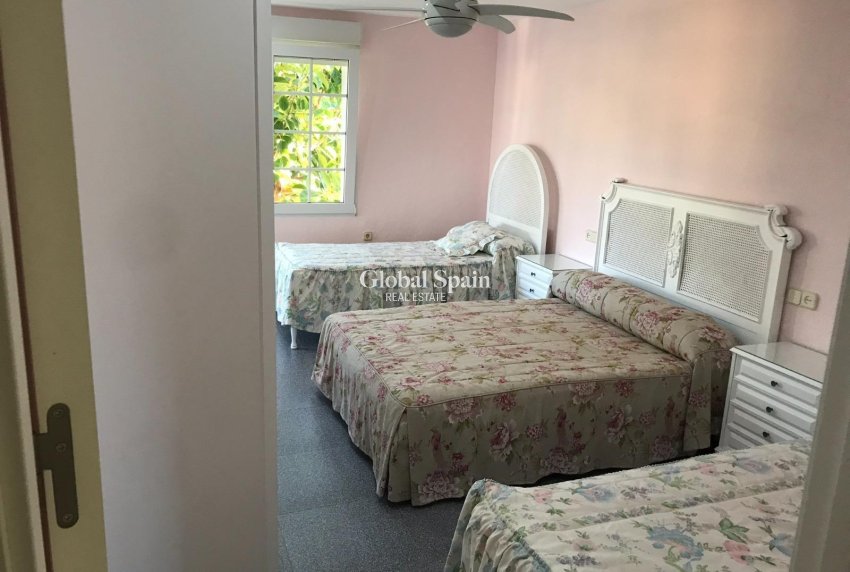 Resale - VILLA -
ORIHUELA COSTA - CABO ROIG