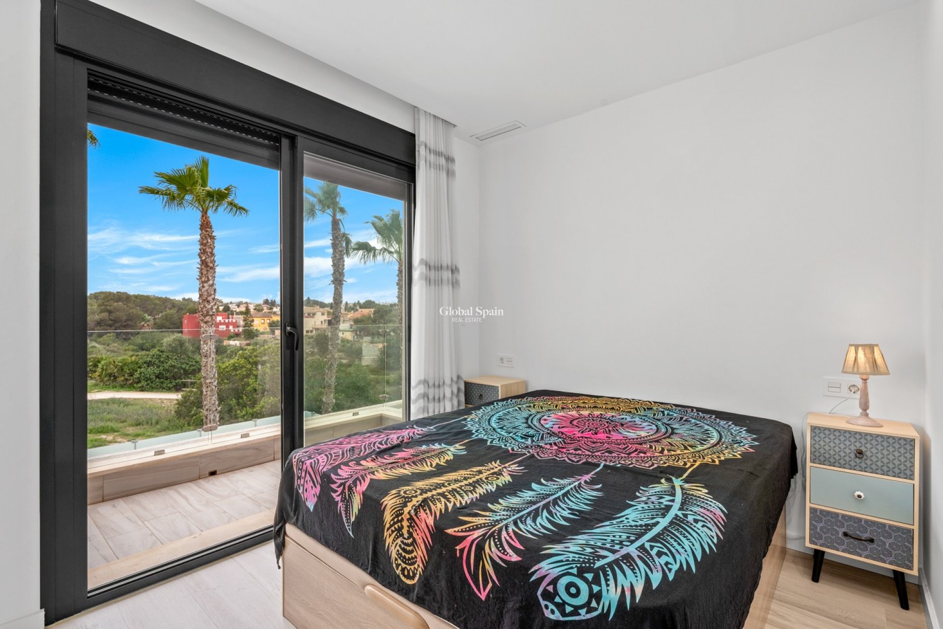 Resale - VILLA -
ORIHUELA COSTA - CABO ROIG