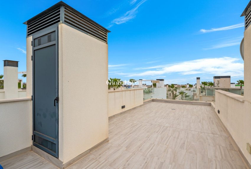 Resale - VILLA -
ORIHUELA COSTA - CABO ROIG