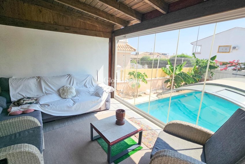 Resale - VILLA -
ORIHUELA COSTA - CABO ROIG