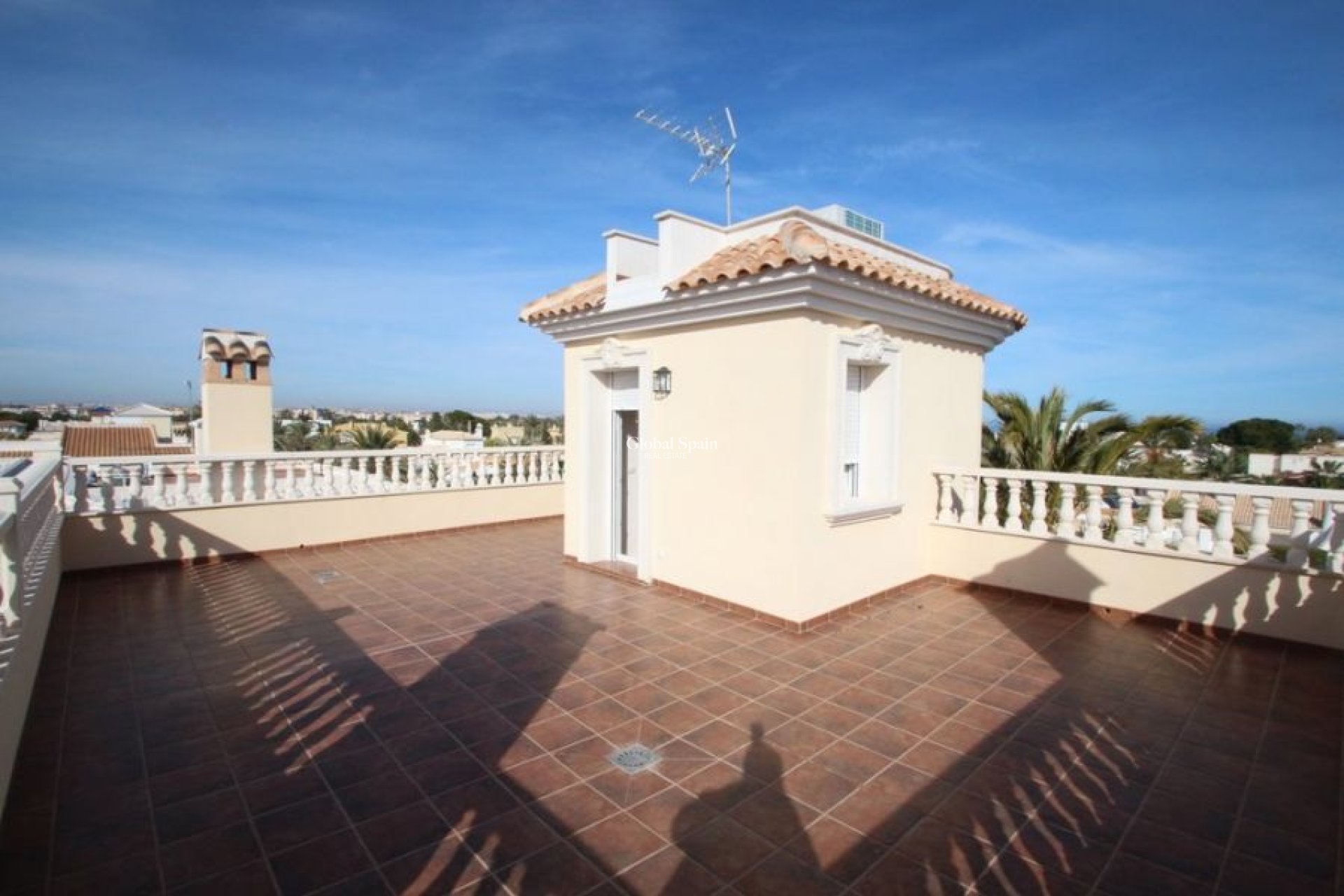 Resale - Villa -
ORIHUELA COSTA - CABO ROIG