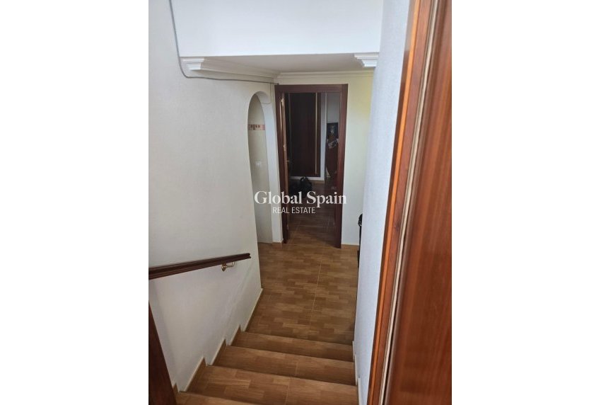 Resale - VILLA -
ORIHUELA COSTA - CAMPOAMOR