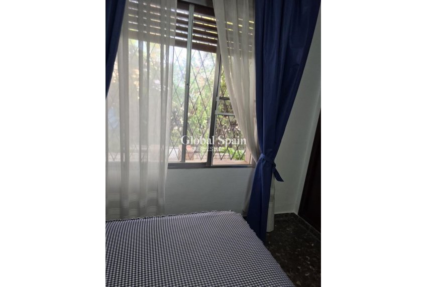 Resale - VILLA -
ORIHUELA COSTA - CAMPOAMOR