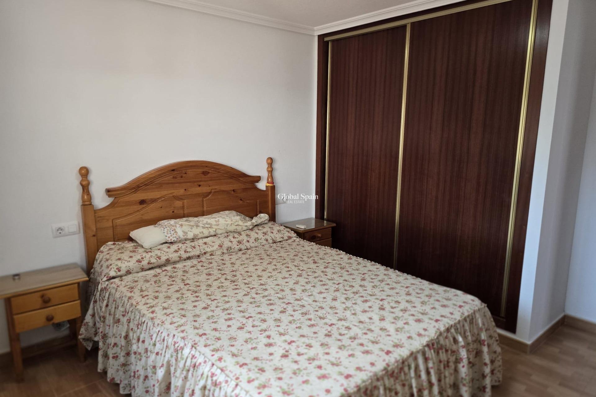 Resale - VILLA -
ORIHUELA COSTA - CAMPOAMOR