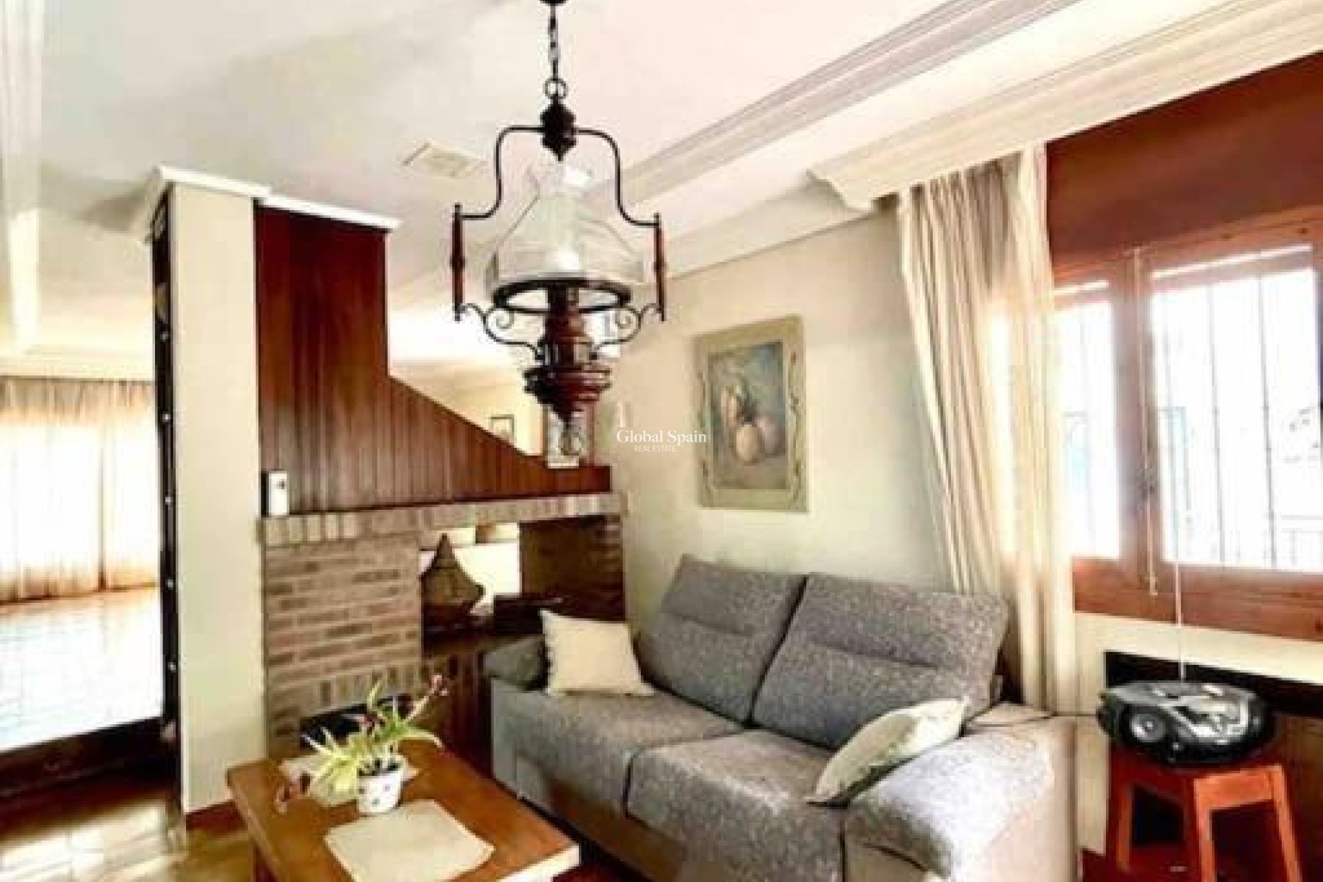 Resale - VILLA -
ORIHUELA COSTA - CAMPOAMOR