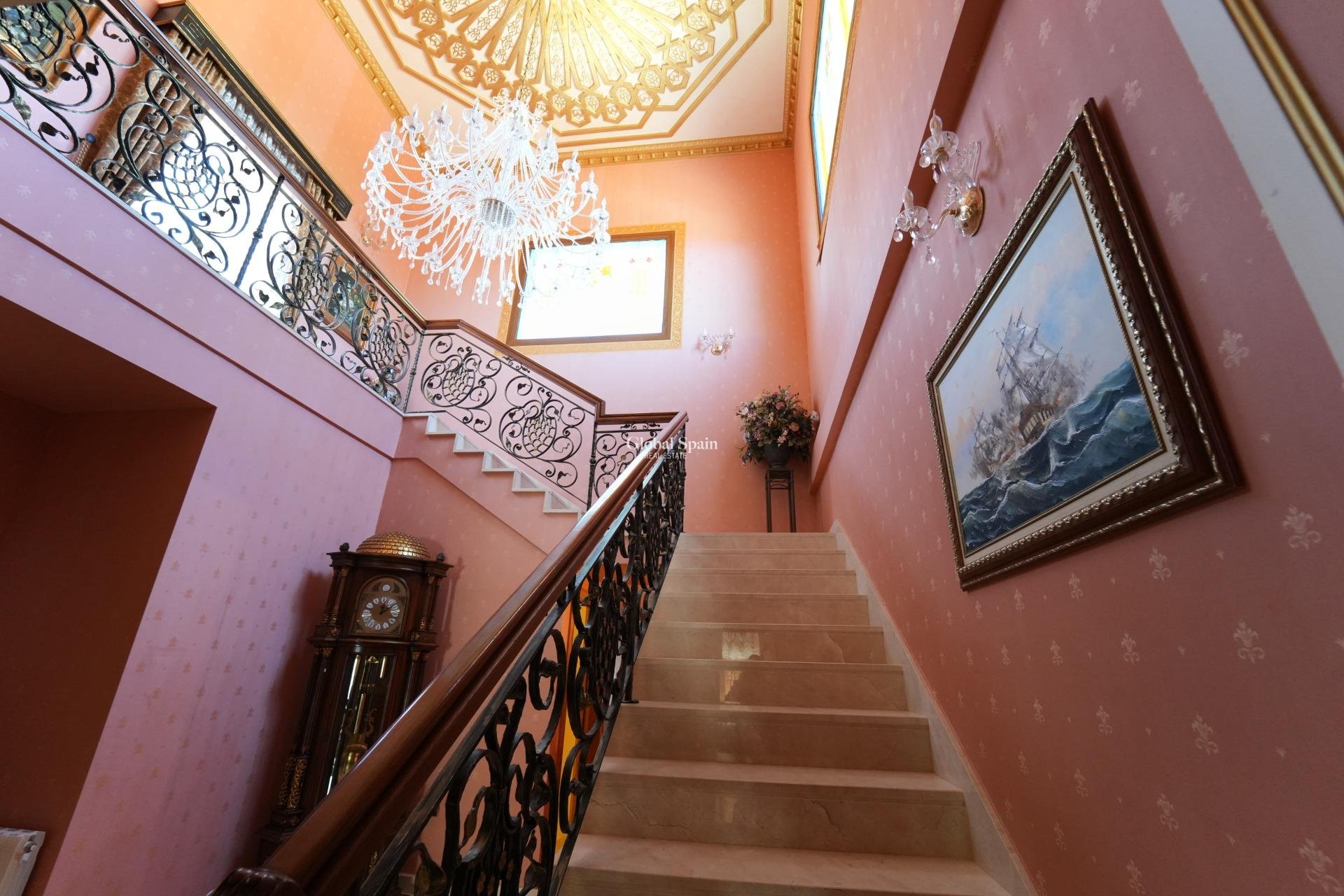 Resale - VILLA -
ORIHUELA COSTA - CAMPOAMOR