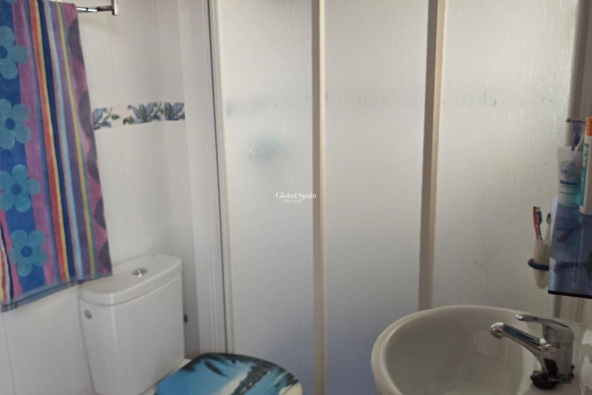 Resale - VILLA -
ORIHUELA COSTA - CAMPOAMOR