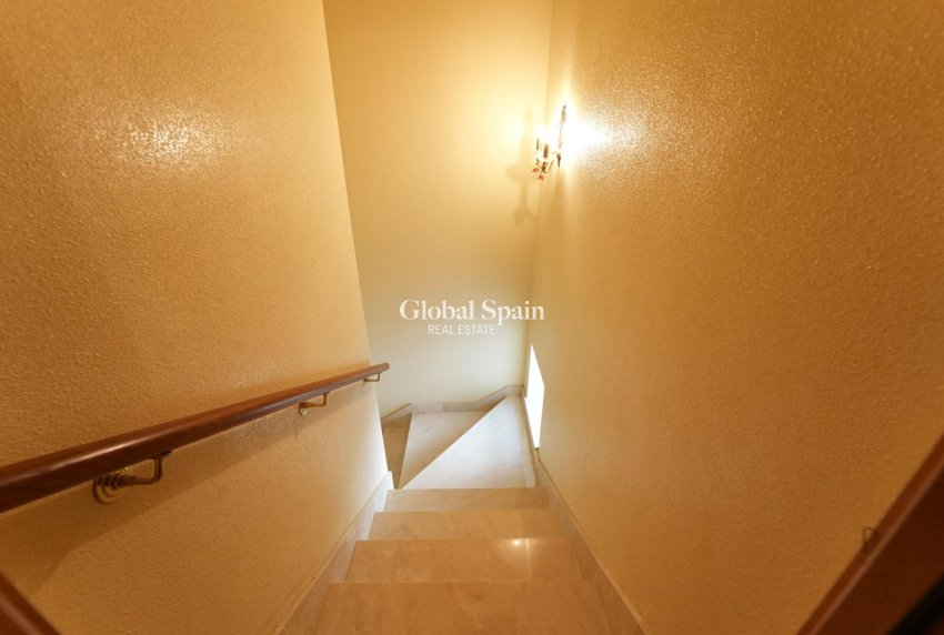 Resale - VILLA -
ORIHUELA COSTA - CAMPOAMOR