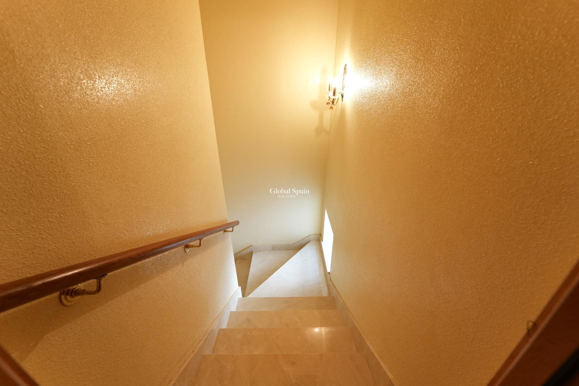 Resale - VILLA -
ORIHUELA COSTA - CAMPOAMOR